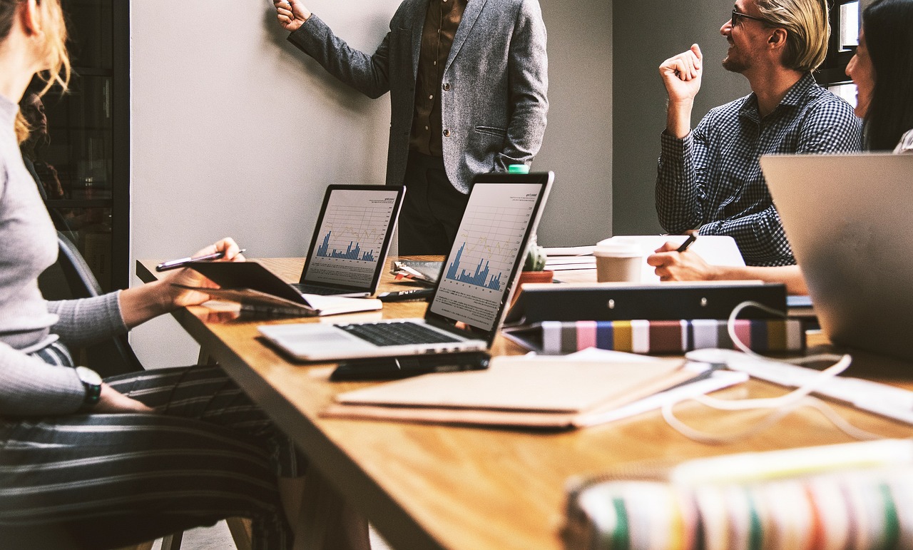 How to Start a Business in 2025: Step-by-Step Guide for Success